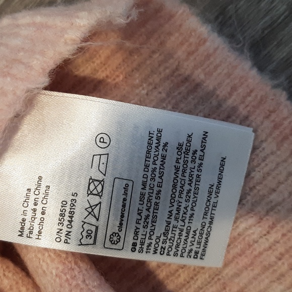 H&M Pink sweater - Picture 3 of 4